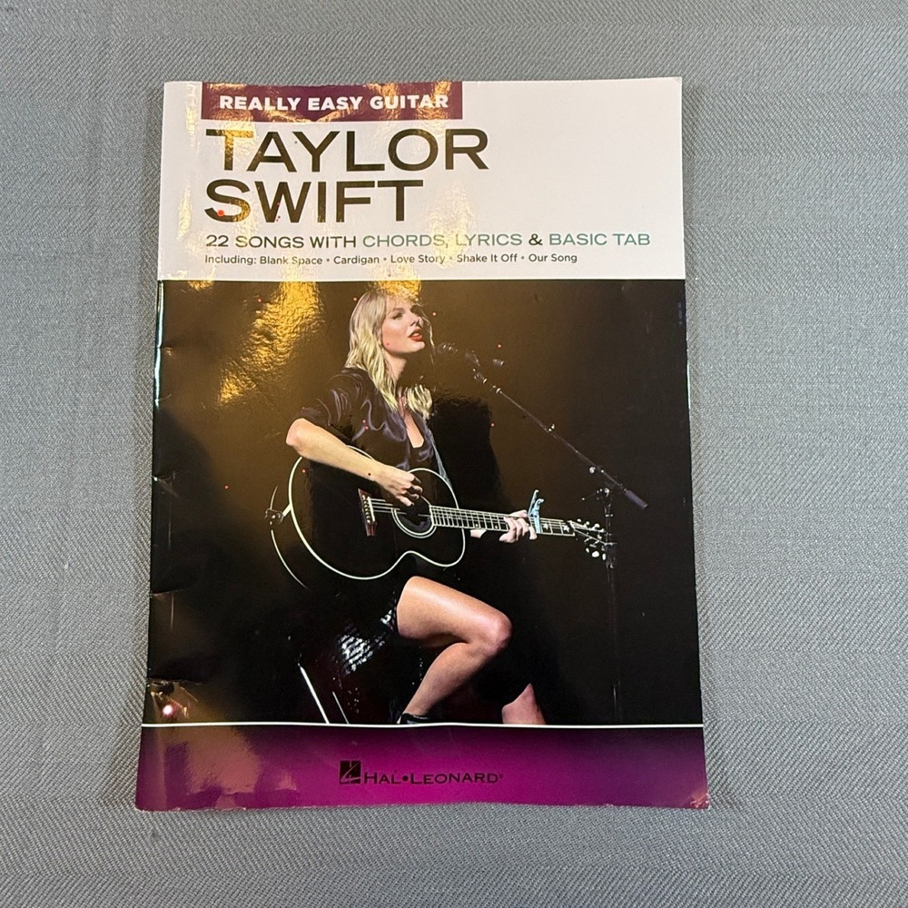 Taylor Swift Really Easy Guitar Songbook 22 Songs Chords Lyrics Basic Tab